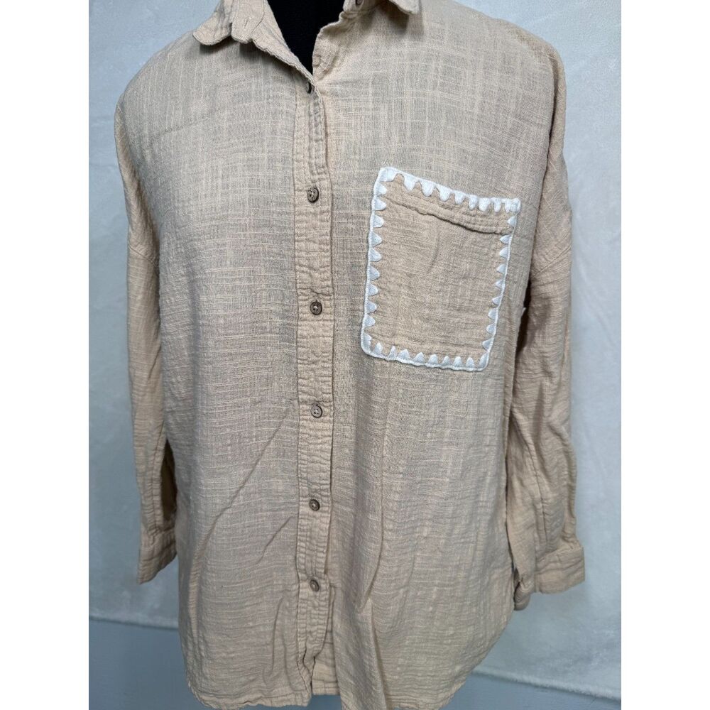 Cotton on Body Size XS Long Sleeve Button-Down Shirt Beige/Tan
